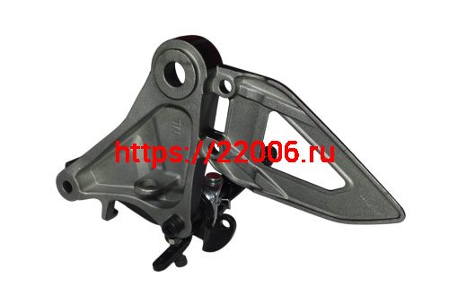 Подножка водителя HIRO 250 правая, в сборе с кронштейном и педалью тормоза (T2BP030109B00100) фото 2